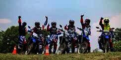 Tips Aman Riding Off Road & On Road dengan Motor Trail