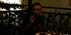 Diajak Sule Makan Steak, Ade Londok Pakai Tangan