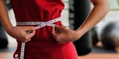 Mengenal Teknik Suntik Langsing Lipolysis Injection dan Efek Sampingnya