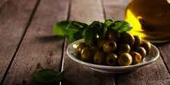 13 Manfaat Minyak Zaitun untuk Pria, Atasi Diabetes hingga Impotensi