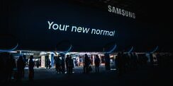 Dukung PJJ, Samsung Sumbang 200 Galaxy A01 Core untuk Siswa di Babel