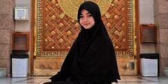 Pesona Glenca Chysara Berhijab, Bikin Pangling
