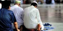 Sholat Berjamaah yang Tepat Sesuai Syariat, Lengkap dengan Adab dan Keutamaannya