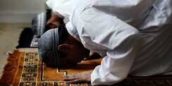 Tuntunan Bacaan Sholat Lengkap, Beserta Niat dan Doanya