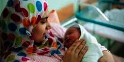 Lafalkan Doa Ini Setelah Memberi Nama Anak