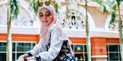 Motif Floral Tetap Tren di 2021