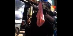 Pakaian Dalam Nyangkut di Helm, Kaum Rebahan +62 Auto Melotot