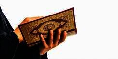 Asbabun Nuzul Surah Al Maun dan Penjelasan Ciri-Ciri Pendusta Agama