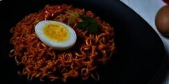 Rapper Korea Salah Masak Mi Instan Indonesia, Bikin Ngakak