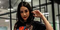 Wajah Disentuh dan Dipandangi Ariel NOAH, Anya Geraldine: `Dag Dig Dug`