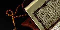 Quran Surah Al Insyiqaq 1-25 Arab, Latin, Dan Terjemahan Lengkap