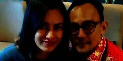 Pesona Tara Amalia Kekasih Dipo Latief 