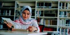 Kandungan Surat Al Mujadalah Ayat 11, Pentingnya Adab dan Ilmu Dalam Majelis