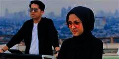 7 Potret Kebersamaan Nissa Sabyan dan Sang Keyboardist, Dituding Selingkuhan