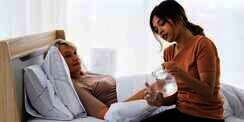 Tips Hadapi Ibu Mertua Manipulatif