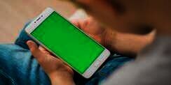 Terlalu Sering Bermain Game Online, Bocah di Subang Meninggal Akibat Radiasi HP