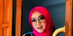 Rina Gunawan Meninggal karena Diet Ketat?