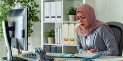 9 Manfaat Kunyit Untuk Perempuan, Ampuh Atasi Nyeri Haid