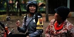 Kapolri Dibikin Ngakak Pak Bhabin, Gara-gara Vaksin 'Campak'