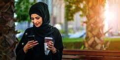  5 Sinyal Perempuan Beri Kode Suka saat Chatting