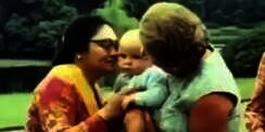 Video Lawas Ibu Tien Cium Pangeran Belanda, Ada Momen Tak Terduga Terekam