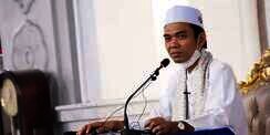 Cantik Banget, Ini Potret Calon Istri Ustaz Abdul Somad