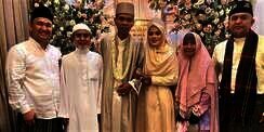 10 Potret Pernikahan Ustaz Abdul Somad dan Fatimah
