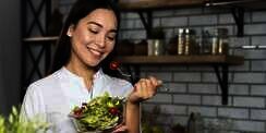 5 Camilan Aman Walau Dimakan Tengah Malam