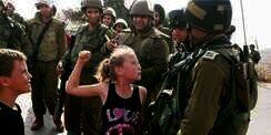 Kisah Ahed Tamimi, Remaja Palestina yang Berani Pukul dan Tampar Tentara Israel