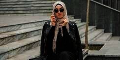 Tak Sekadar Gaya, Kacamata Hitam Bikin Mata Lebih Sehat