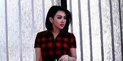 Tampil Berhijab, Syahrini Pamer Jam Tangan Sultan Bernilai Fantastis