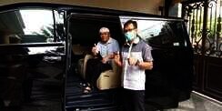 Pemilik Toyota Alphard Ini Dulunya Cuma Penjual Bumbu Basah