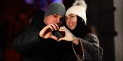70 Caption Bucin Singkat untuk Postingan Instagram, Bikin Pasangan Bahagia