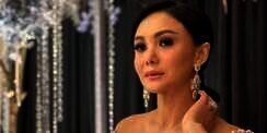 5 Gaya Rambut Yuni Shara Saat Kondangan, Bikin ABG Insecure!