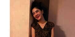 5 Potret Uut Permatasari Dasteran, Hot Mom Banget