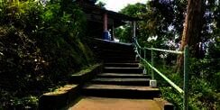 Misteri Mushola di Puncak Gunung Pucangan Jombang, Ada Makam Keramat