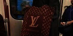 9 Nama Kocak Merek Tas Branded KW, Asli Ngakak Kalau Lihat Jeli