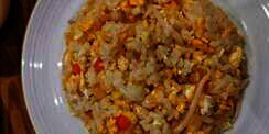 Cara Simpel Bikin Nasi Goreng Ikan Asin ala Resto Chinese Food