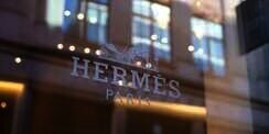 Penampakan Tas Hermes Rp1,4 M, Netizen: Muat Tutupin Aib dan Omongan Tetangga