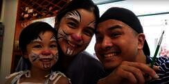 10 Potret Harmonis Chelsea Olivia & Glenn Alinskie Bareng Anak