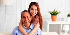 Tertarik Pada Pria yang Lebih Tua? Mungkin Kamu Mengalami Daddy Issues
