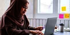 Work From Home Bebas Sakit Pinggang, Coba Cara Ini