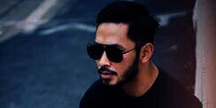 Potret Penampilan Uki Eks NOAH usai Hijrah, Makin Ganteng!