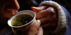 Layak Dicoba, Redakan Level Stres dengan Teh Herbal Nikmat