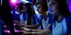 Bukan Cuma Hobi, Segini Uang Berputar di Industri Game e-Sport