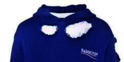 Balenciaga Rilis Jaket Compang-camping Seharga Rp27 Juta, Ludes Sekejap!
