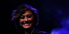 Agnez Mo Pakai Masker Rp2,8 Juta, Lihat Penampakannya