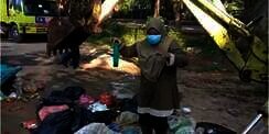Tak Sengaja Terbuang, Gelang Rp240 Juta Ditemukan Sehabis Acak-Acak Bak Sampah