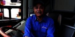 Gaji Sopir Bus PO Haryanto Selalu Dipotong untuk Sedekah ke Anak Yatim