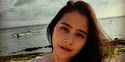Potret Prilly Latuconsina Selama Liburan ke Bali